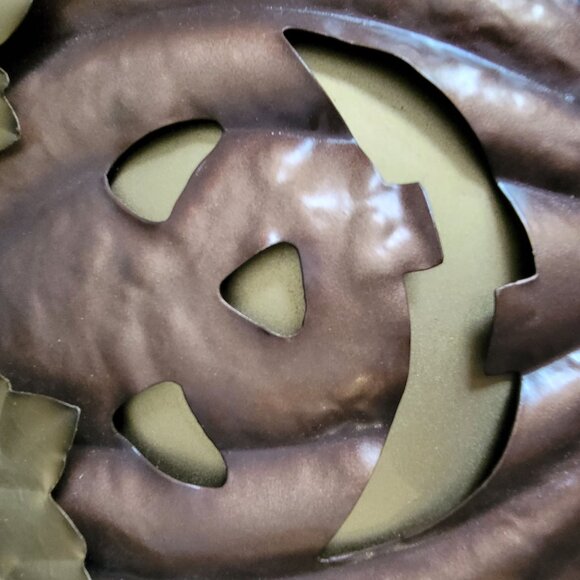 Metal Pumpkin Wall Art With Leaf Accents & Rustic Finish - 12" x 9" - Picture 2 of 6